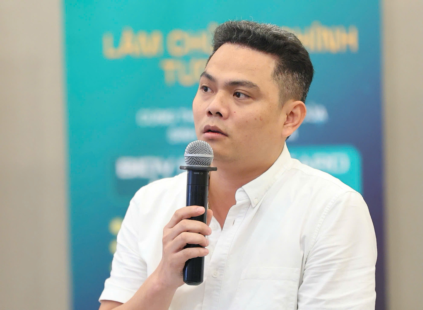 Thiếu tá Trần Duy Hiển.