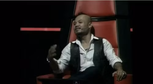 Thị ơi thị rụng bị bà Bà nhai bà nuốt chứ bà không ăn