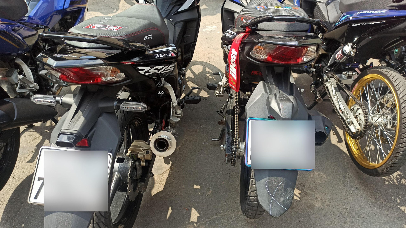 Hàng chục xe máy bị phát hiện có dấu hiệu "độ chế", thay đổi kết cấu.