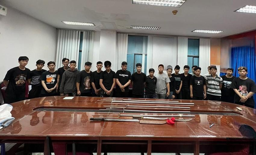 Một số đối tượng có liên quan trong vụ hỗn chiến đã bị Công an quận 12 mời làm việc.