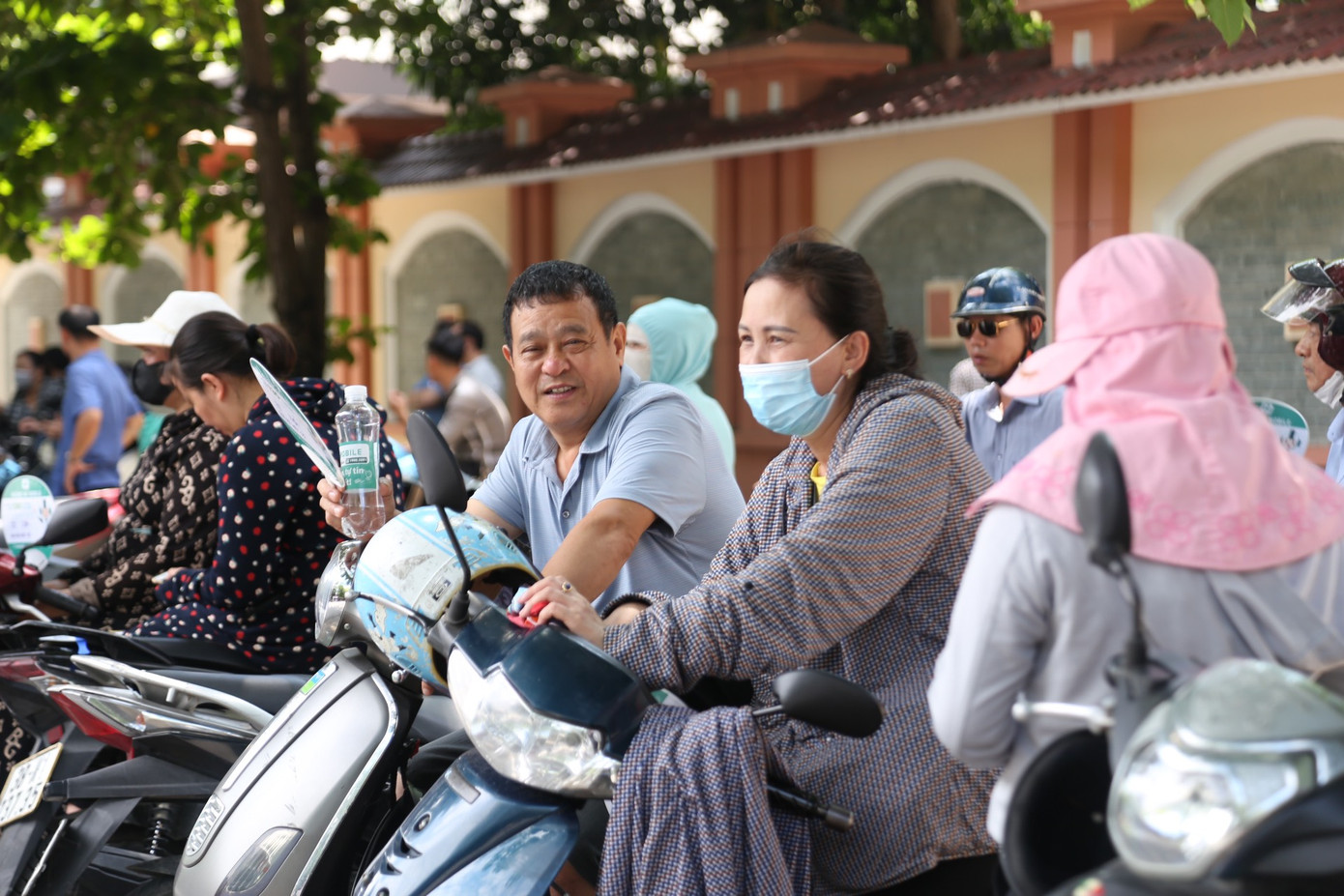 Kết thúc thi môn Toán tốt nghiệp THPT: Thí sinh thở phào nhẹ nhõm ảnh 17