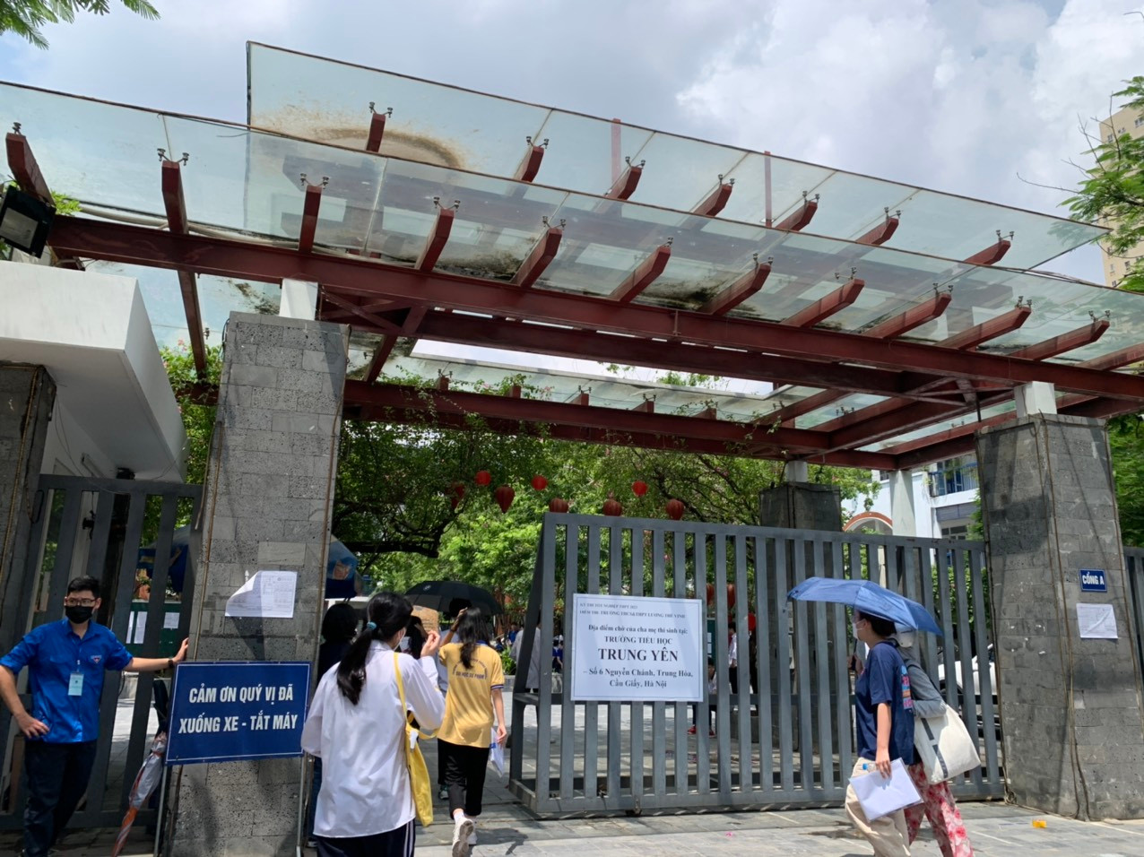 Thí sinh tại điểm thi trường THCS &amp; THPT Lương Thế Vinh