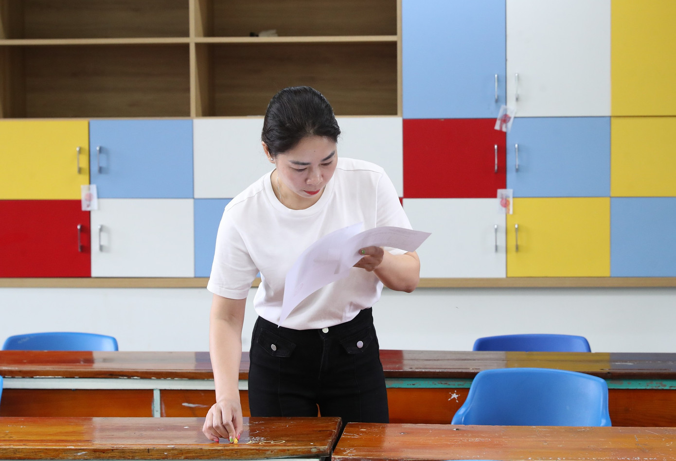 Kết thúc thi môn Toán tốt nghiệp THPT: Thí sinh thở phào nhẹ nhõm ảnh 25