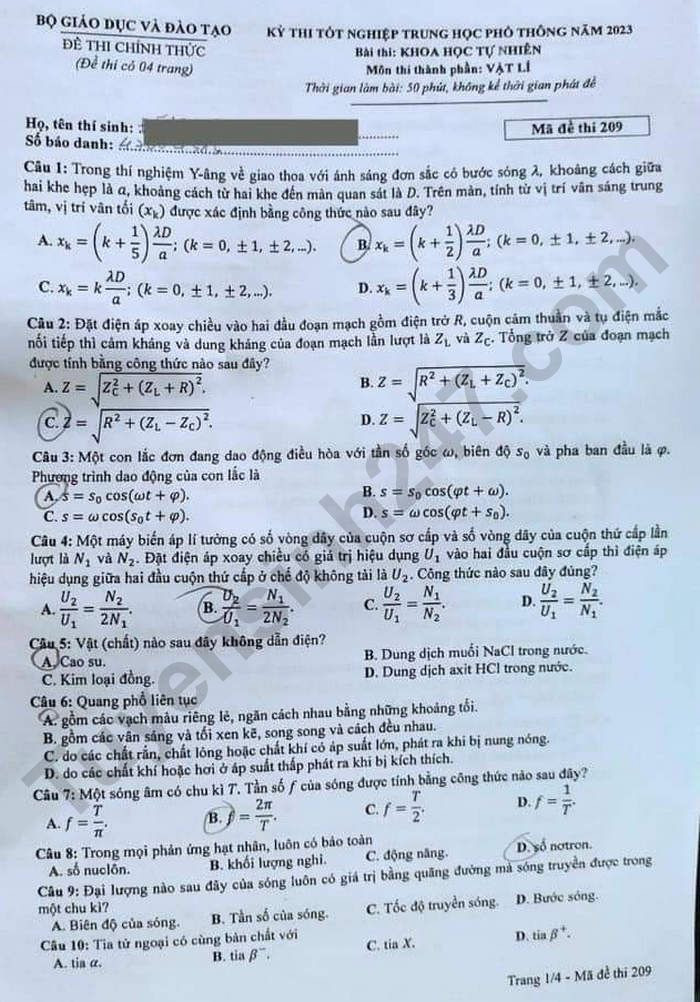 Thí sinh thi tổ hợp KHXH tươi cười, KHTN khó đạt điểm cao ảnh 49 Thí sinh thi tổ hợp KHXH tươi cười, KHTN khó đạt điểm cao ảnh 49