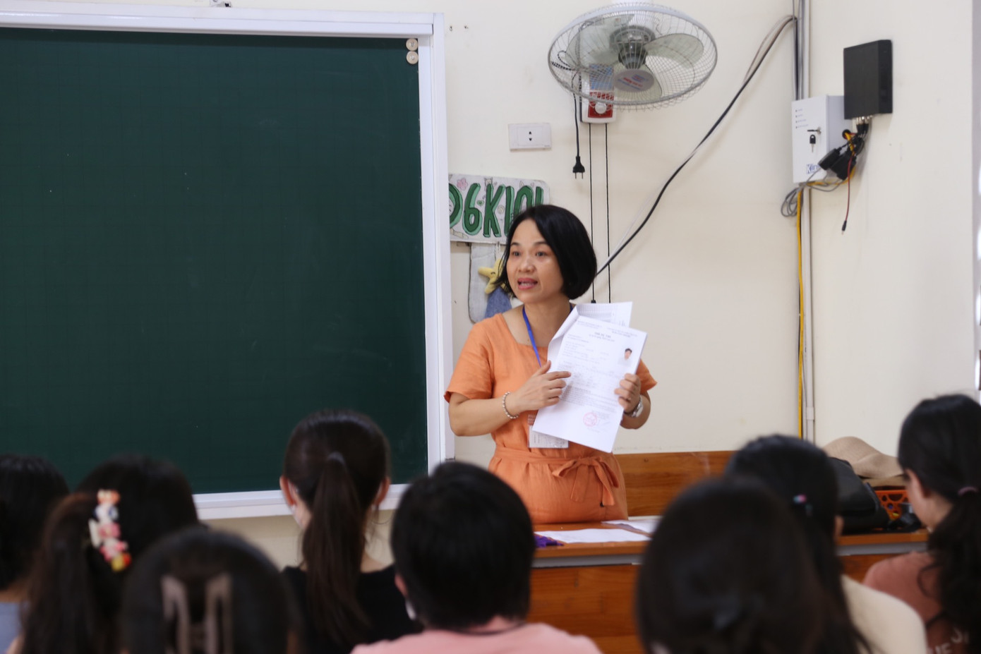 Hơn 1 triệu thí sinh tự tin làm thủ tục thi tốt nghiệp THPT ảnh 24 Hơn 1 triệu thí sinh tự tin làm thủ tục thi tốt nghiệp THPT ảnh 24