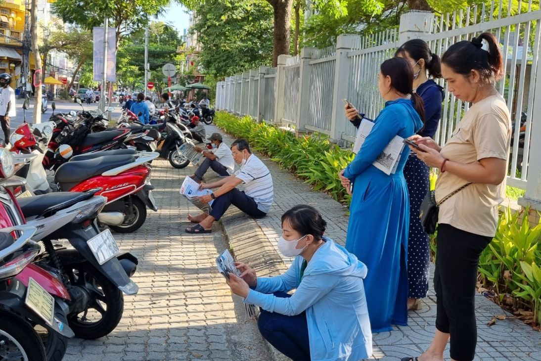 Thí sinh thi tổ hợp KHXH tươi cười, KHTN khó đạt điểm cao ảnh 21 Thí sinh thi tổ hợp KHXH tươi cười, KHTN khó đạt điểm cao ảnh 21