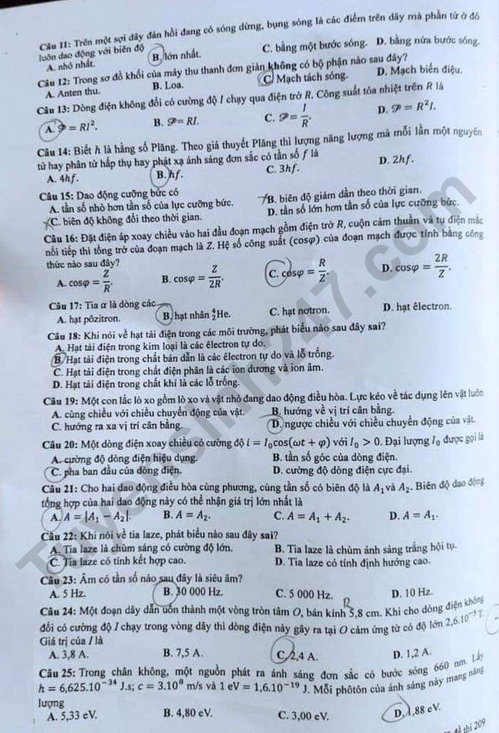 Thí sinh thi tổ hợp KHXH tươi cười, KHTN khó đạt điểm cao ảnh 50 Thí sinh thi tổ hợp KHXH tươi cười, KHTN khó đạt điểm cao ảnh 50
