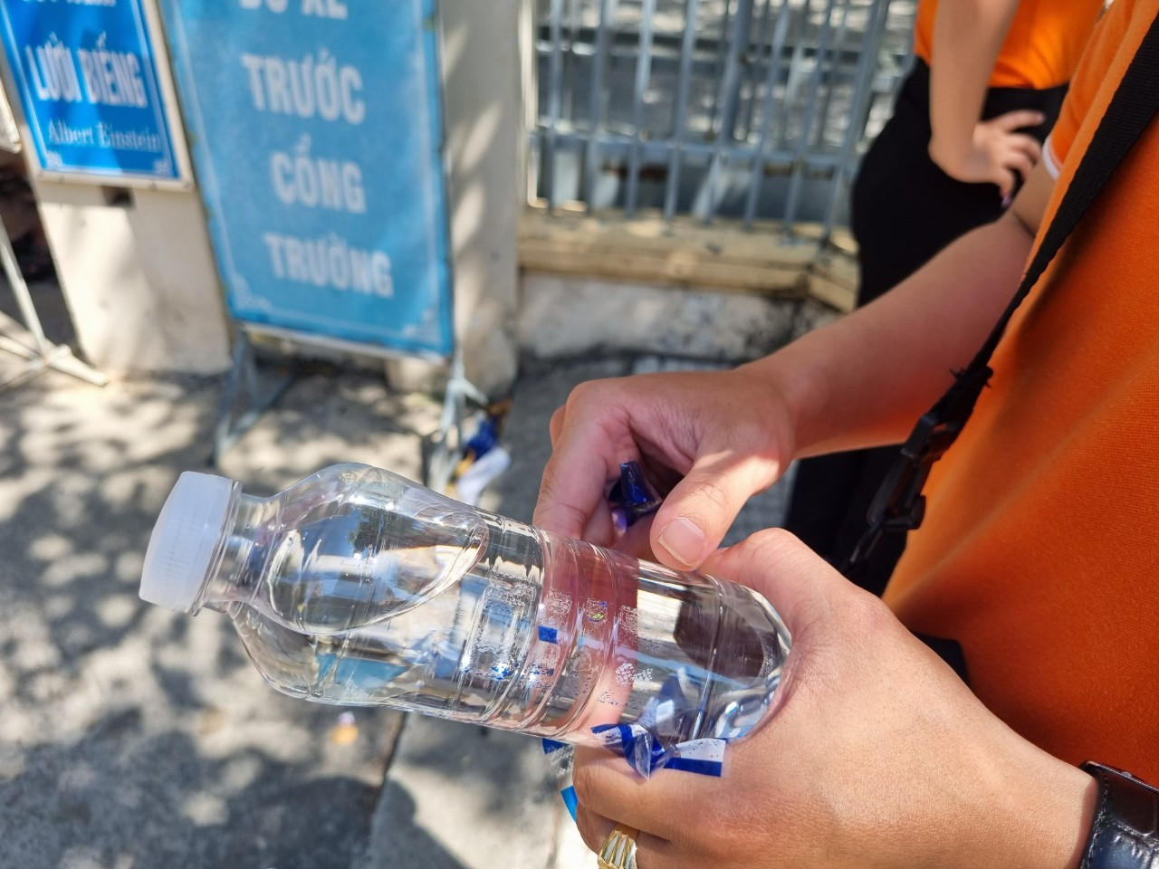 Kết thúc thi môn Toán tốt nghiệp THPT: Thí sinh thở phào nhẹ nhõm ảnh 12