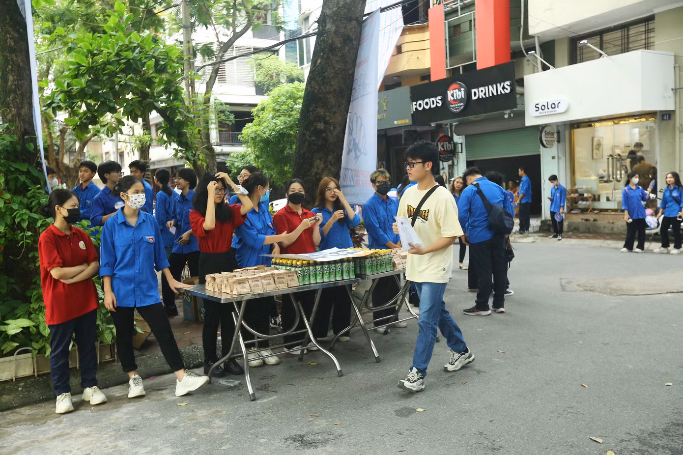 Hơn 1 triệu thí sinh tự tin làm thủ tục thi tốt nghiệp THPT ảnh 5