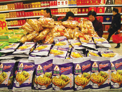 Sản phẩm Vinamit trong hệ thống siêu thị tại siêu thị Wall Mart, tỉnh Nam Ninh Trung Quốc ảnh do Vinamit cung cấp 