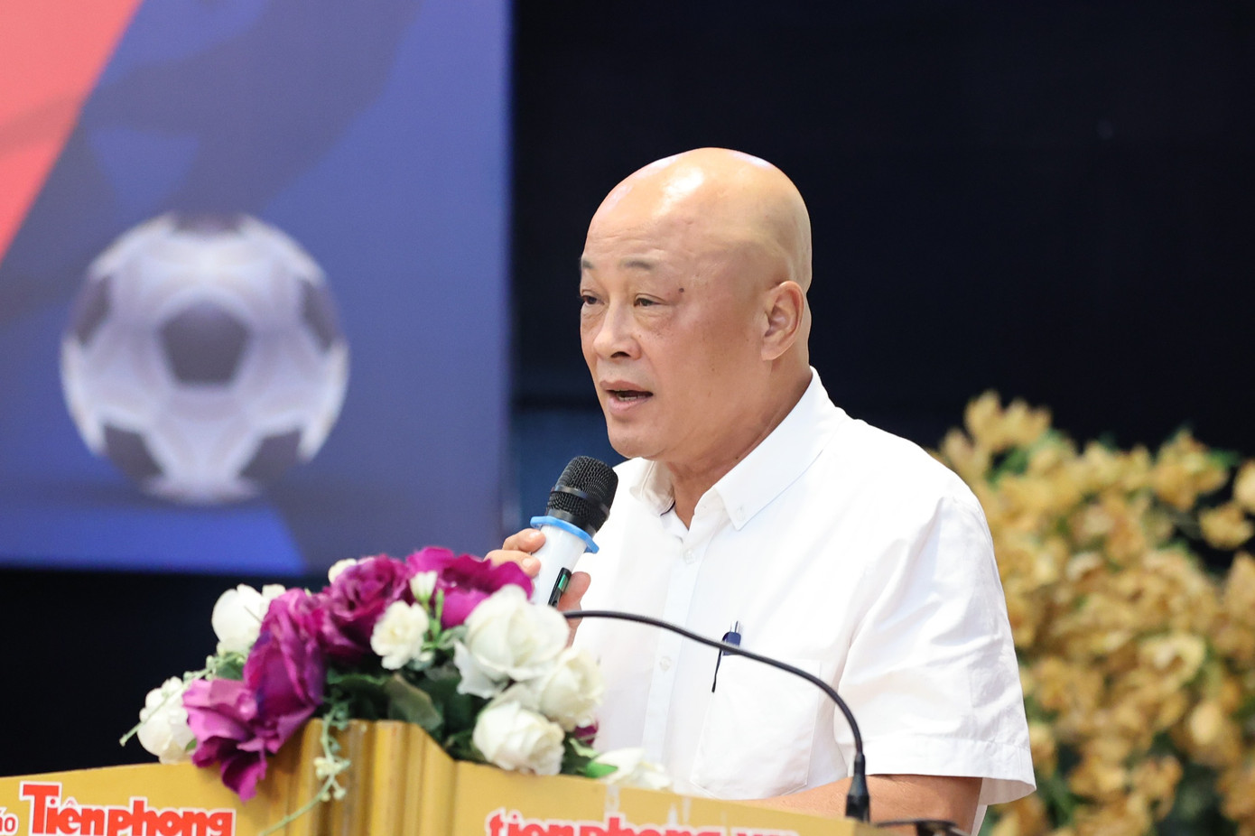 Ông Nguyễn Hồng Sơn - Trưởng phòng Tổ chức thi đấu Công ty VPF. Ông Nguyễn Hồng Sơn - Trưởng phòng Tổ chức thi đấu Công ty VPF.