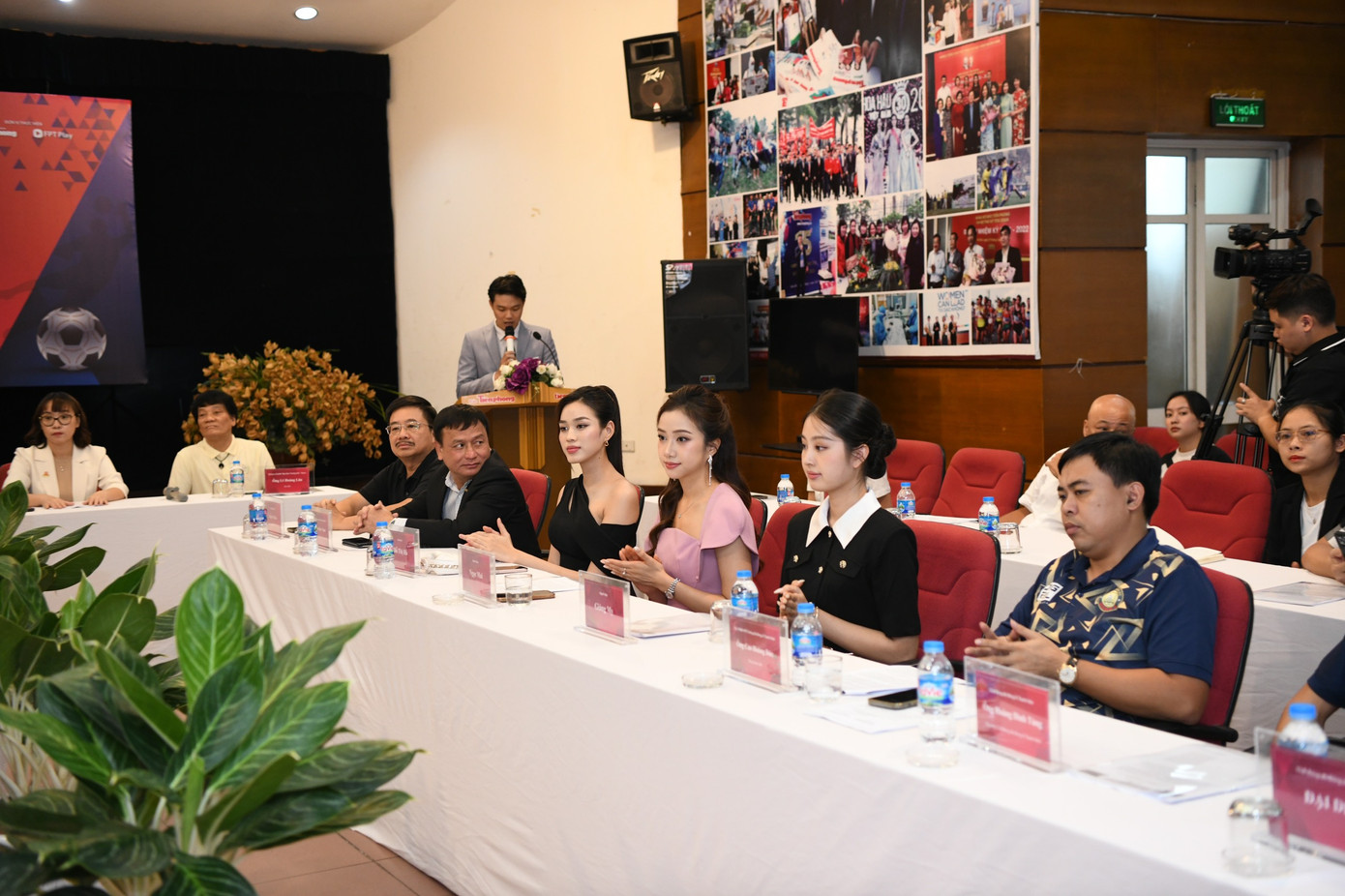 Có thể áp dụng công nghệ VAR vào trận Siêu cúp Bóng đá Quốc gia - Cúp THACO 2023 ảnh 12 Có thể áp dụng công nghệ VAR vào trận Siêu cúp Bóng đá Quốc gia - Cúp THACO 2023 ảnh 12