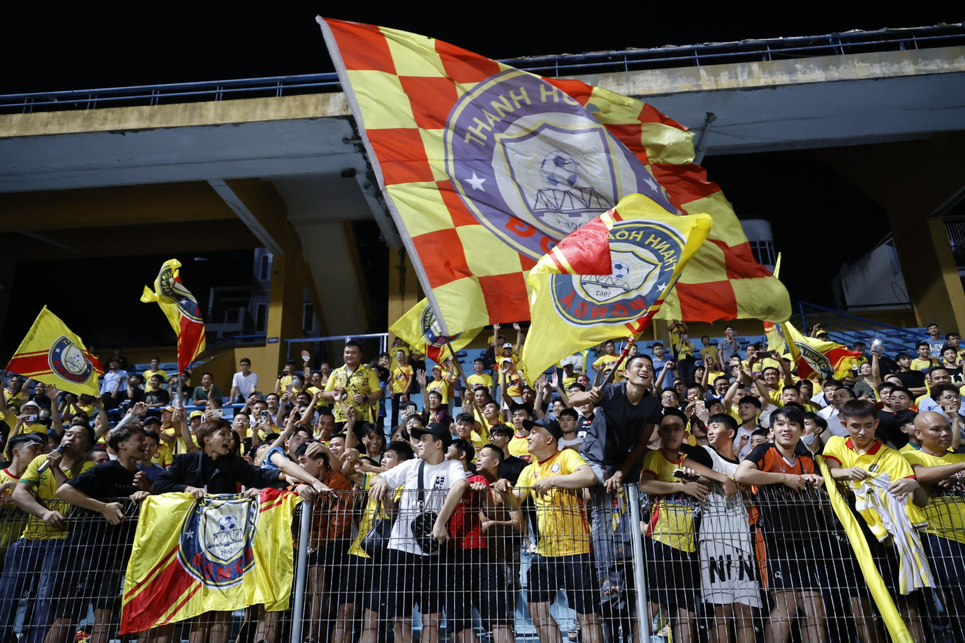 Đông Á Thanh Hoá lần thứ hai giành Siêu cúp sau khi đánh bại Công an Hà Nội 3-1 ảnh 76 Đông Á Thanh Hoá lần thứ hai giành Siêu cúp sau khi đánh bại Công an Hà Nội 3-1 ảnh 76