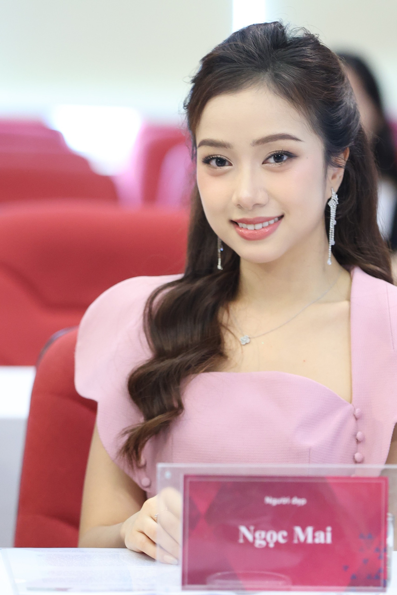 Người đẹp Nhân ái, Top 5 Hoa hậu Việt Nam năm 2022 Nguyễn Ngọc Mai. Người đẹp Nhân ái, Top 5 Hoa hậu Việt Nam năm 2022 Nguyễn Ngọc Mai.