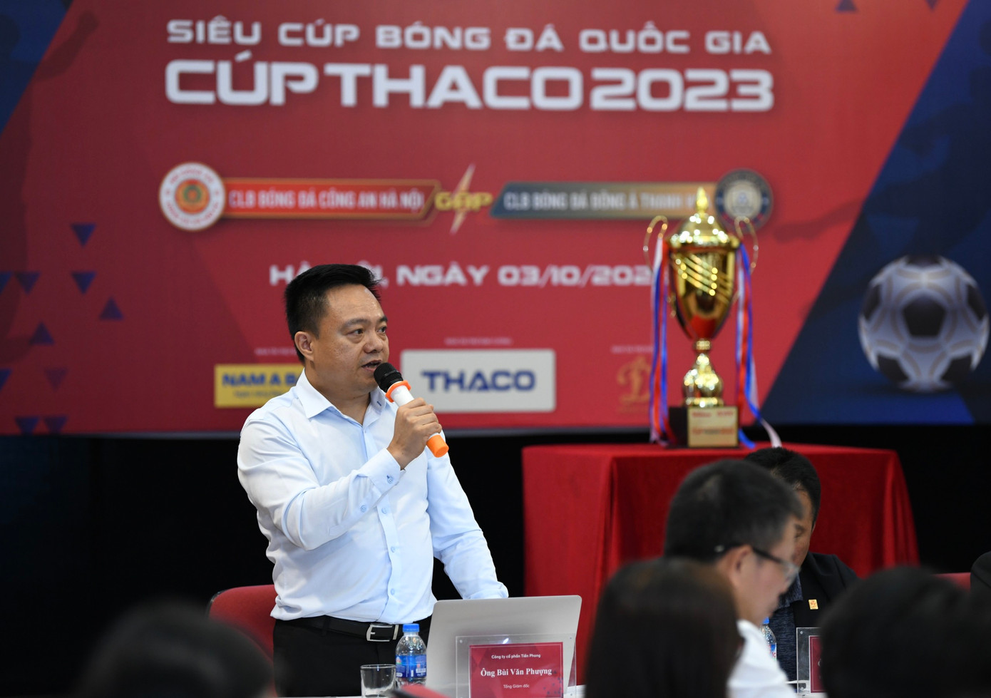 Ông Bùi Văn Phượng - Tổng Giám đốc Công ty CP Tiền Phong. Ông Bùi Văn Phượng - Tổng Giám đốc Công ty CP Tiền Phong.