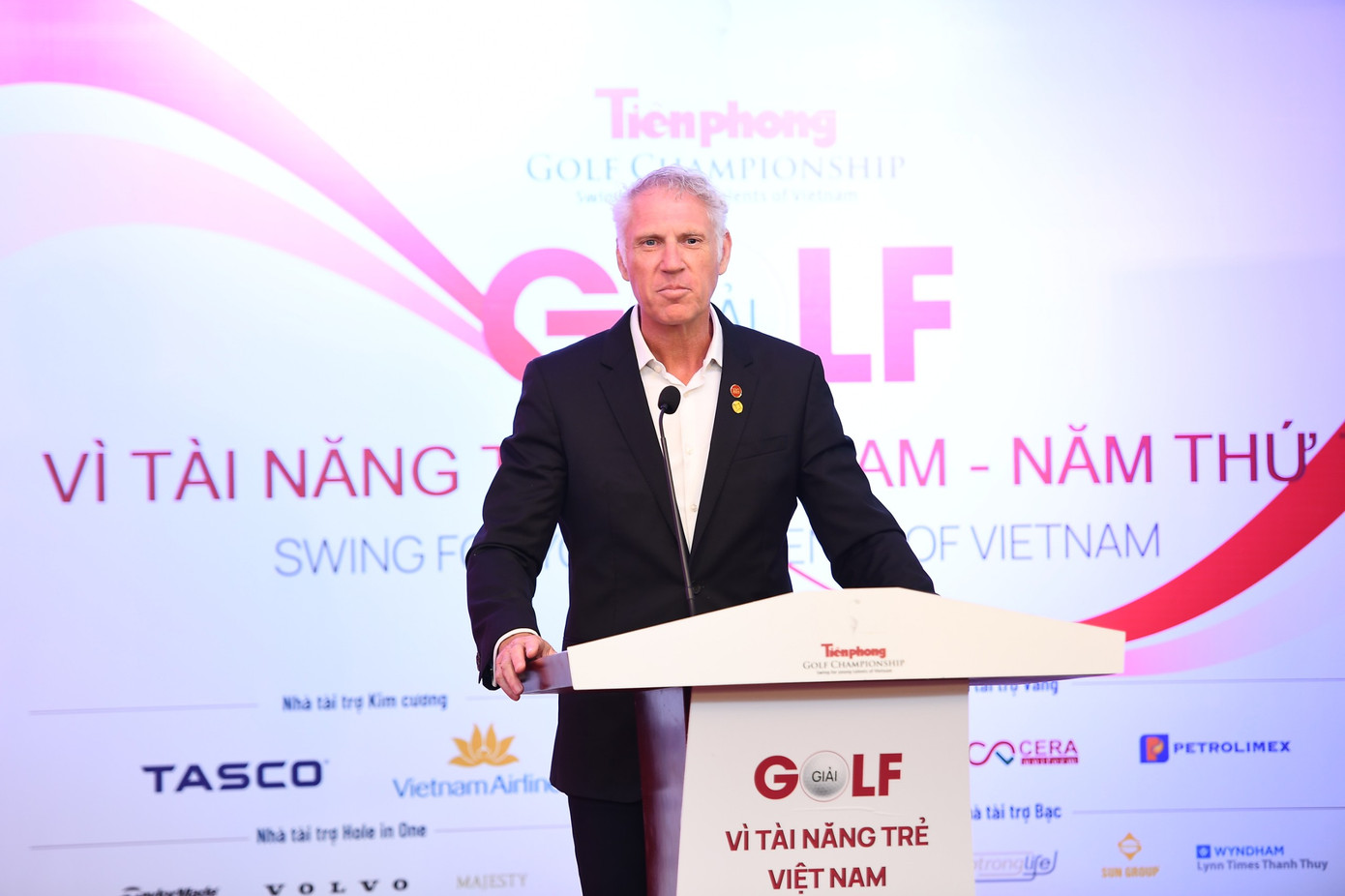 Mr Mark Reeves – Giám đốc Khối Phát triển Kinh doanh Golf, Tập đoàn BRG. Mr Mark Reeves – Giám đốc Khối Phát triển Kinh doanh Golf, Tập đoàn BRG.