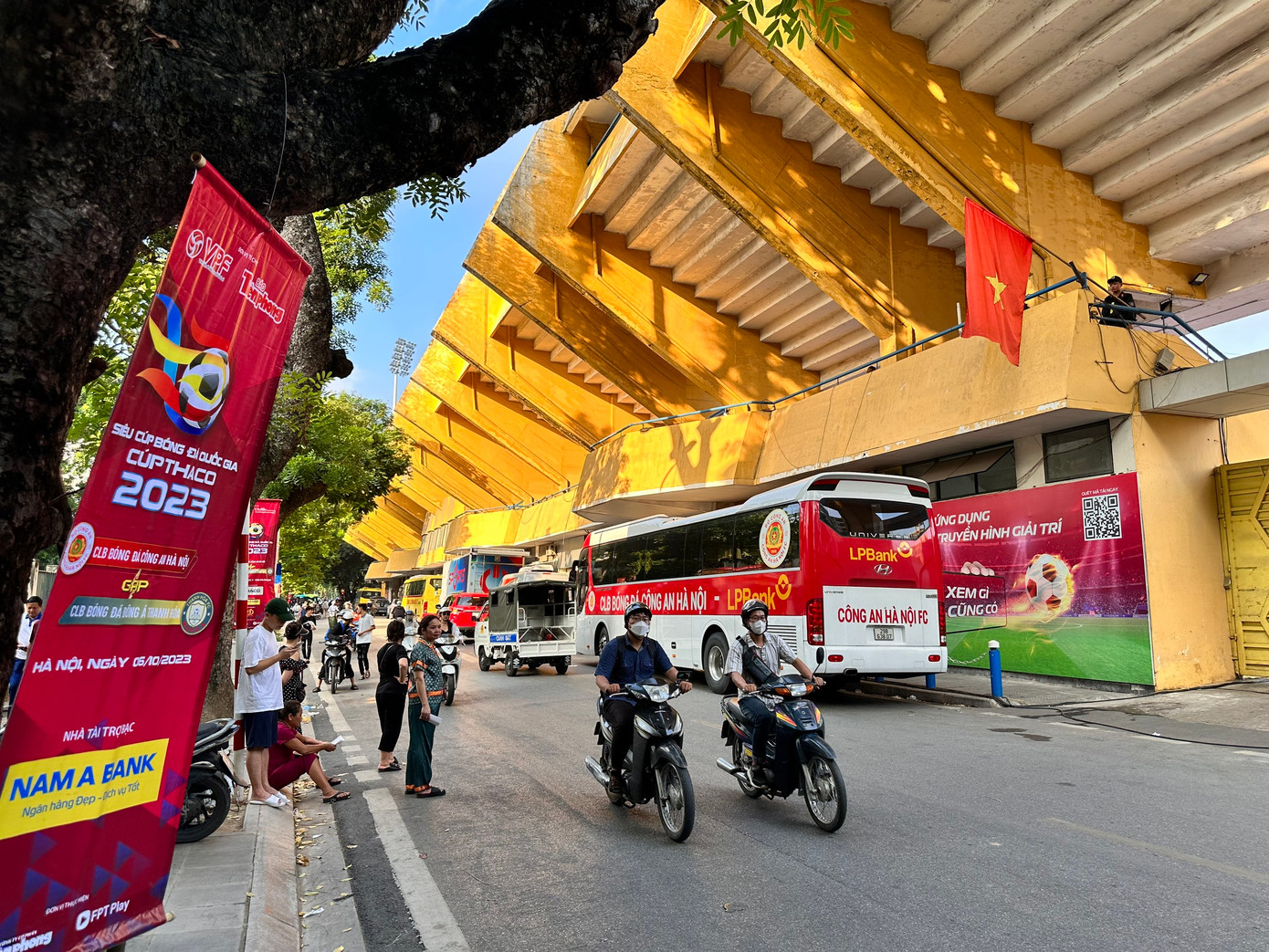 Sân vận động Hàng Đẫy sôi động trước trận Siêu cúp lịch sử ảnh 8