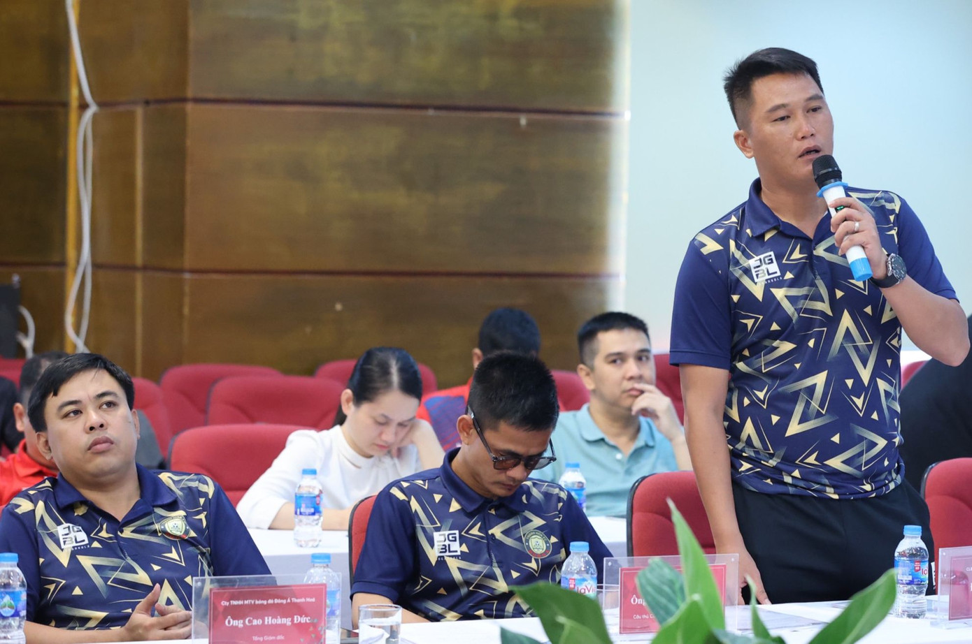 Đại diện CLB Đông Á Thanh Hóa. Đại diện CLB Đông Á Thanh Hóa.