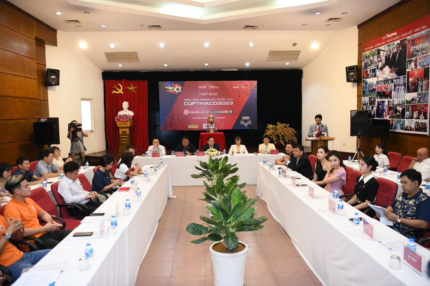 Có thể áp dụng công nghệ VAR vào trận Siêu cúp Bóng đá Quốc gia - Cúp THACO 2023 ảnh 10 Có thể áp dụng công nghệ VAR vào trận Siêu cúp Bóng đá Quốc gia - Cúp THACO 2023 ảnh 10