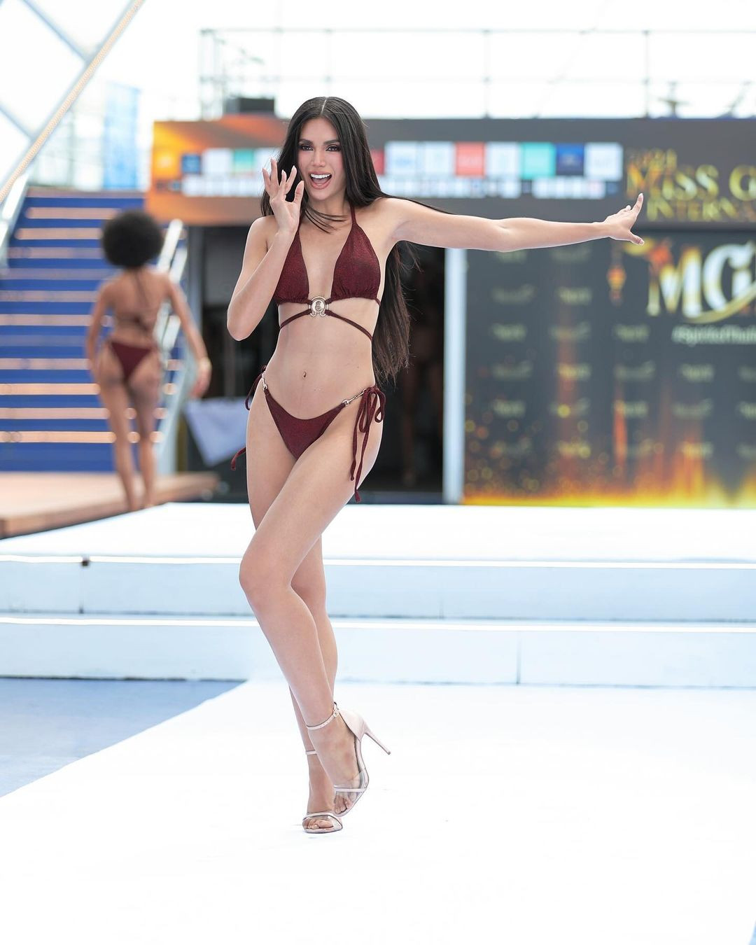 Đại diện Philippines - Christine Juliane Opiaza lọt vào top 15 bình chọn đúng như dự đoán của nhiều khán giả. Cô được nhận xét là một trong những thí sinh có kỹ năng trình diễn ấn tượng nhất cuộc thi năm nay.