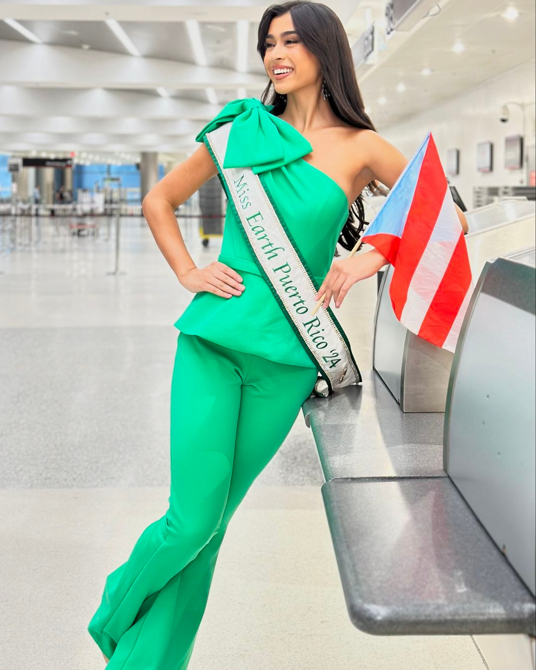 Đại diện Puerto Rico - Bianca Caraballo là thí sinh có mặt sớm nhất ở Philippines. Cô là người mẫu, sinh viên chuyên ngành Quản trị kinh doanh.