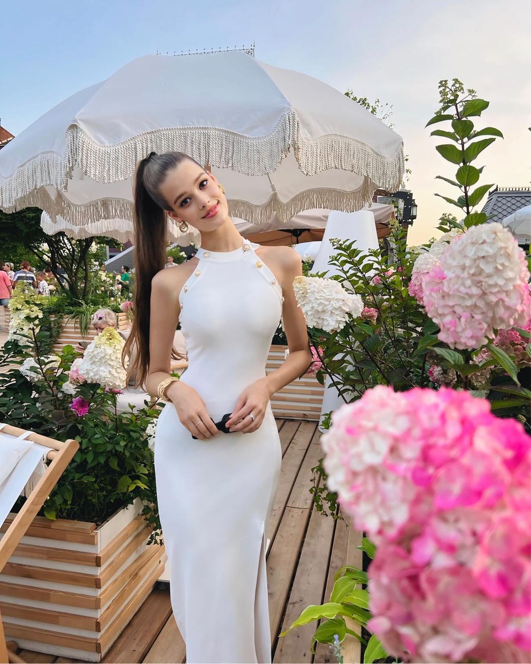 Người đẹp năm nay tròn 18 tuổi, hiện là người mẫu.