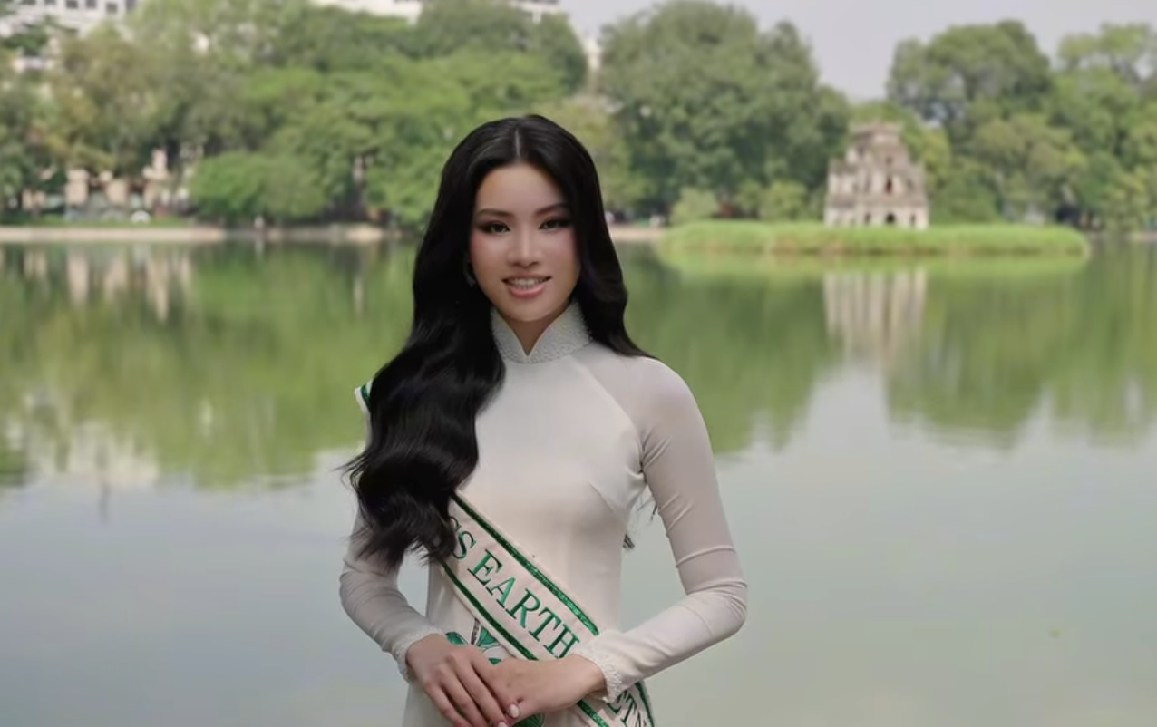Hình ảnh Cao Ngọc Bích trong clip tự giới thiệu bản thân ở Miss Earth 2024. Hình ảnh Cao Ngọc Bích trong clip tự giới thiệu bản thân ở Miss Earth 2024.