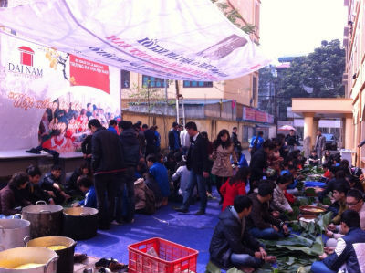 Sinh viên ĐH Đại Nam: Nhiều hoạt động ý nghĩa tại “Chủ nhật đỏ” ảnh 3