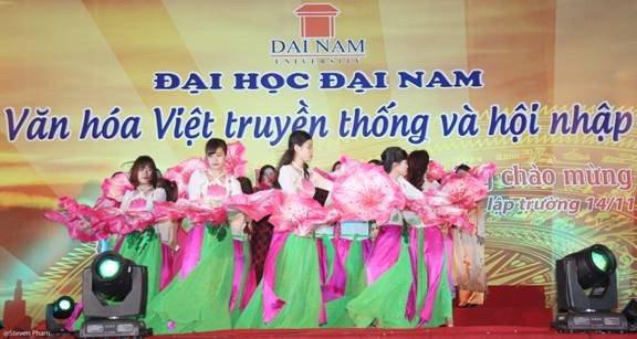 Sinh viên ĐH Đại Nam: Nhiều hoạt động ý nghĩa tại “Chủ nhật đỏ” ảnh 7