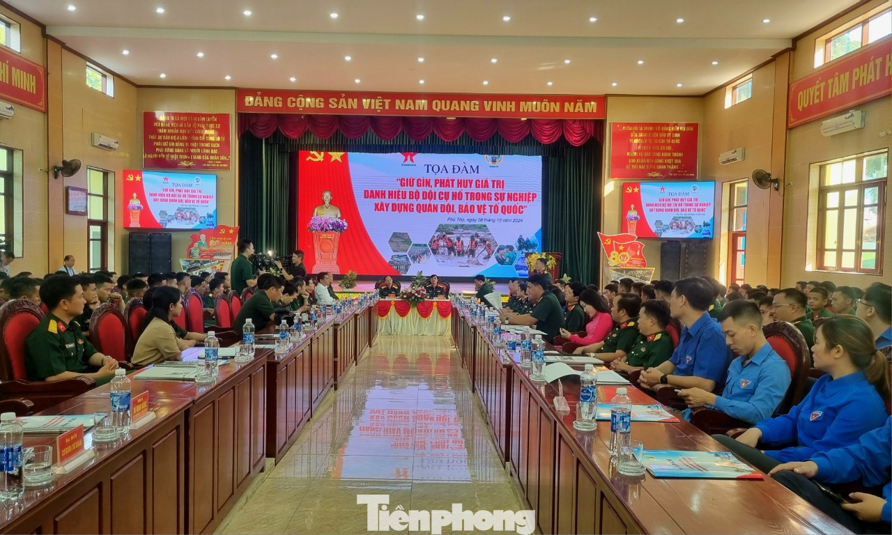 Toàn cảnh tọa đàm.