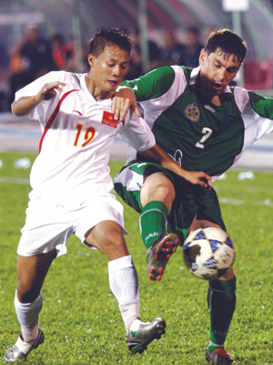 Muốn khai thác hình ảnh về ĐTVN phục vụ người dân, rồi đây các nhà đài sẽ phải “xin phép” AVG? . Ảnh: Tường Vũ Muốn khai thác hình ảnh về ĐTVN phục vụ người dân, rồi đây các nhà đài sẽ phải “xin phép” AVG?