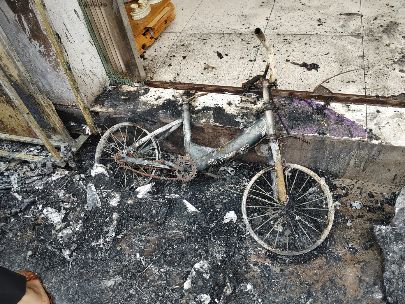 Một số tài sản bị thiệt hại. Một số tài sản bị thiệt hại.