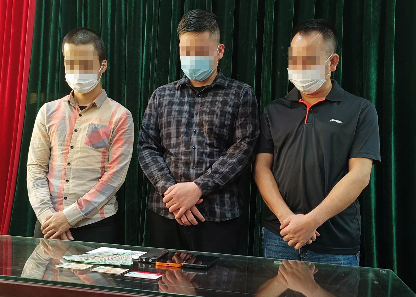 Các đối tượng bị khởi tố. Các đối tượng bị khởi tố.