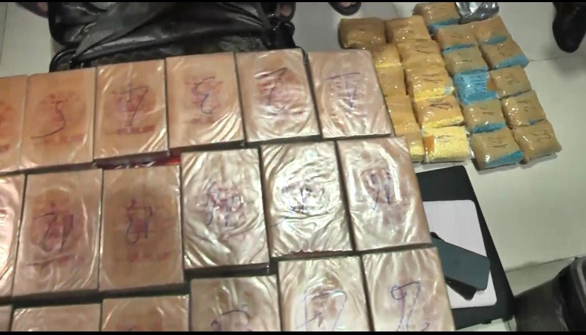 Số lượng lớn ma túy thu giữ của đường dây từ Campuchia về Thành phố Hồ Chí Minh tiêu thụ.