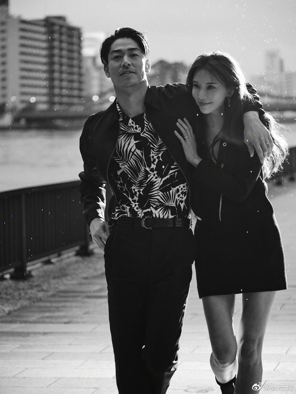 Trong cuộc phỏng vấn trên tạp chí Elle Đài Loan vào tháng trước, Lâm Chí Linh chia sẻ, sau nhiều năm miệt mài với sự nghiệp, cô muốn dừng lại, toàn tâm toàn ý cho gia đình. Trong cuộc phỏng vấn trên tạp chí Elle Đài Loan vào tháng trước, Lâm Chí Linh chia sẻ, sau nhiều năm miệt mài với sự nghiệp, cô muốn dừng lại, toàn tâm toàn ý cho gia đình.