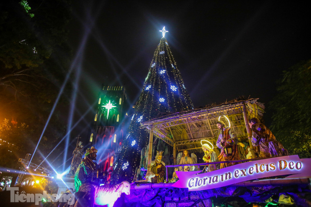 Cả nước tưng bừng đón chào Giáng sinh 2020 ảnh 84