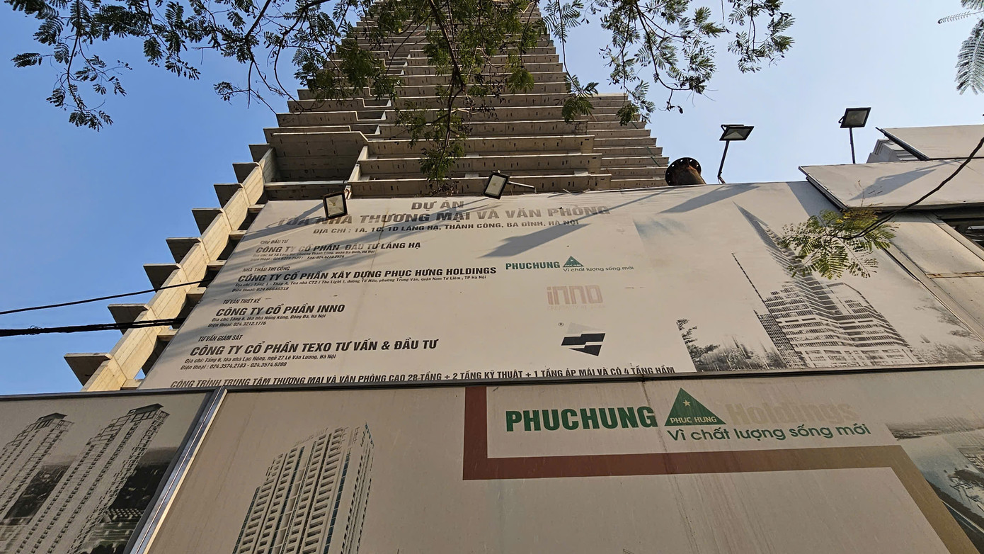 Đầu tiên phải kể đến là dự án đầu tư xây dựng Trung tâm thương mại và Văn phòng tại số 1A, 1C, 1D Láng Hạ, phường Thành Công (Ba Đình - Hà Nội) do Công ty Cổ phần Đầu tư Láng Hạ làm chủ đầu tư.