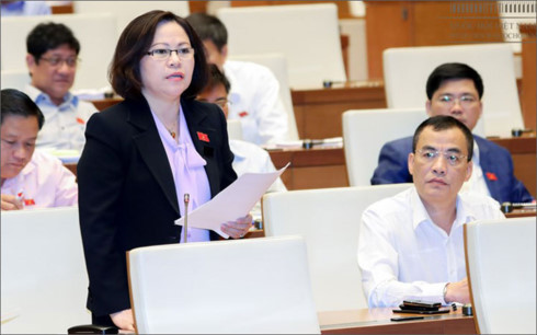 Đề xuất sửa Luật Giáo dục, tăng lương cho giáo viên ảnh 1