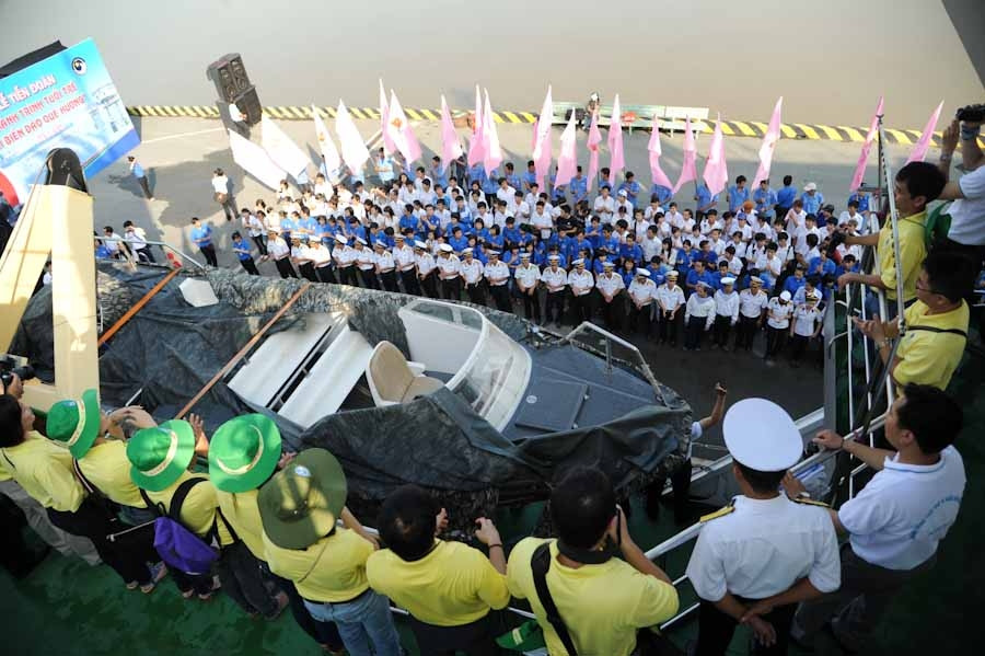 Đoàn Hành trình “Tuổi trẻ vì biển, đảo quê hương” dự kiến kéo dài hơn 10 ngày.
