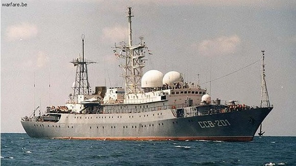 Tàu trinh sát Priazove bám sát hoạt động tàu chiến Mỹ ở Địa Trung Hải. Tàu trinh sát Priazovye bám sát hoạt động tàu chiến Mỹ ở Địa Trung Hải