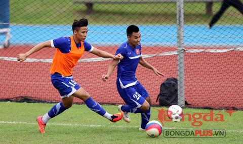 Học trò HLV Miura 'rét run' trong thời tiết... 40 độ C ảnh 2