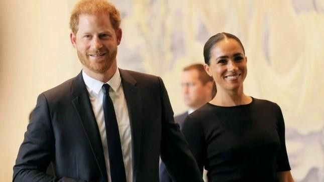Nguồn tin của Deadline tiết lộ phim tài liệu của Hoàng tử Harry và Meghan Markle sẽ hoãn chiếu sang năm 2023. Ảnh: Getty Images.