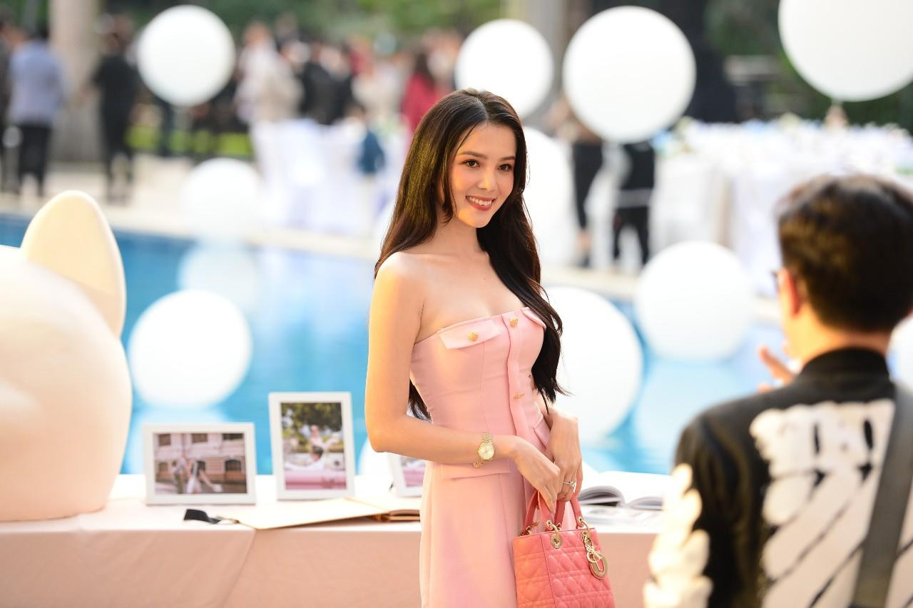 Cô bày tỏ sự hâm mộ trước chuyện tình của Phương Nga- Bình An.