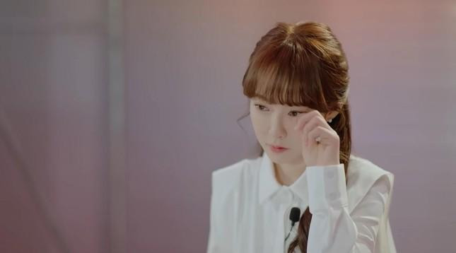 Seo Ha Ni giấu quá khứ đóng phim người lớn để tìm bạn đời. Ảnh: Dispatch.