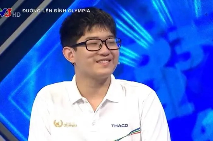 Bùi Anh Đức trong chung kết Đường lên đỉnh Olympia. Ảnh chụp màn hình.