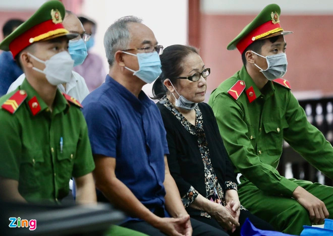 Sau khi có tài sản 185 Hai Bà Trưng, bà Dương Thị Bạch Diệp không đưa vào thay thế tài sản thế chấp tại Agribank như thỏa thuận với ngân hàng mà tiếp tục dùng tài sản này thế chấp vay 160 tỷ đồng tại Ngân hàng TMCP Phương Nam (nay là Sacombank), gây thiệt hại hơn 186 tỷ đồng của Nhà nước.