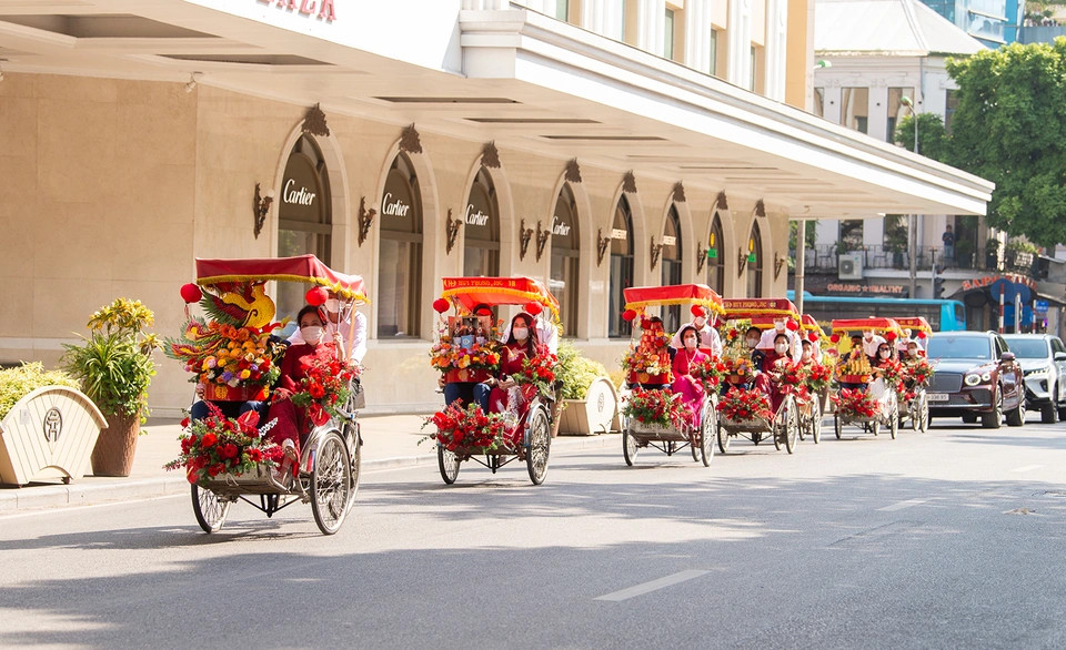 Gia đình hai bên mong muốn lễ ăn hỏi diễn ra trong không khí ấm cúng, theo đúng nghi lễ truyền thống.