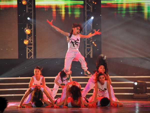 PS Crew mang tới bài nhảy đậm chất Hiphop 