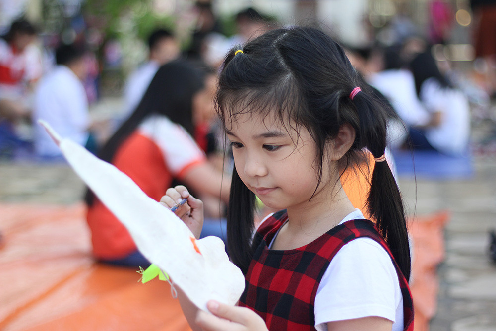 Học sinh Hà Thành làm mặt nạ giấy bồi đón Trung thu truyền thống ảnh 9