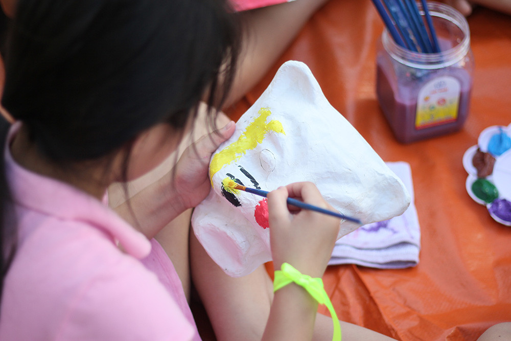 Học sinh Hà Thành làm mặt nạ giấy bồi đón Trung thu truyền thống ảnh 10